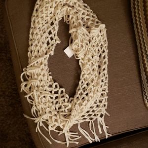 Infinity scarf